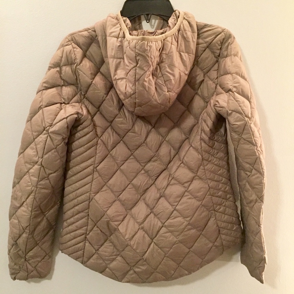 Michael Kors quilted coat - Picture 2 of 6